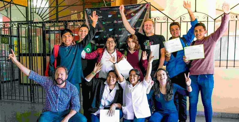 Inician votaciones para elegir al mejor equipo de Latin Code Week