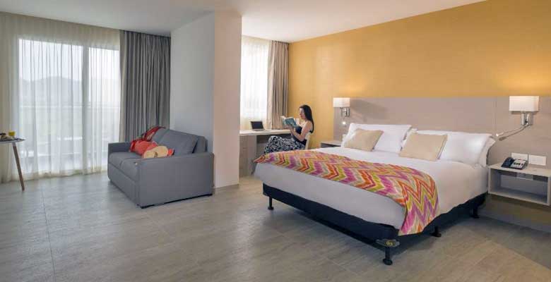 Mercure Santa Marta Emile