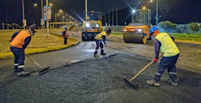 Municipalidad de Lima mejora 6 km de pistas en la Costa Verde