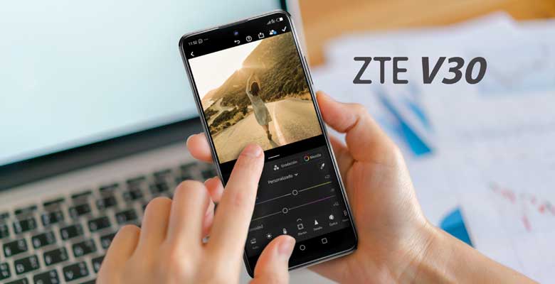 ZTE V30