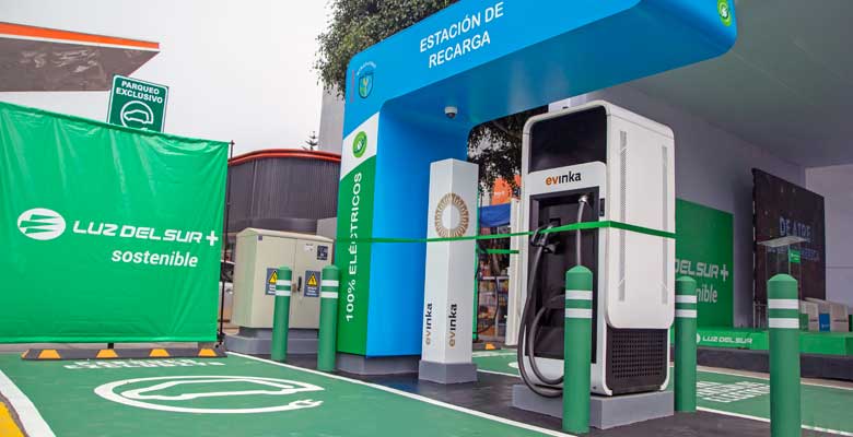 Miraflores inaugura estación de carga rápida para autos eléctricos