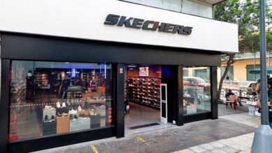 Skechers