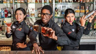 Beca Bartender