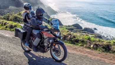 Motos