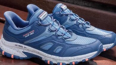 Skechers