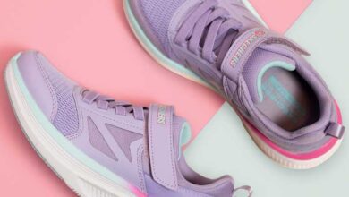 Skechers