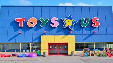 Toys R Us