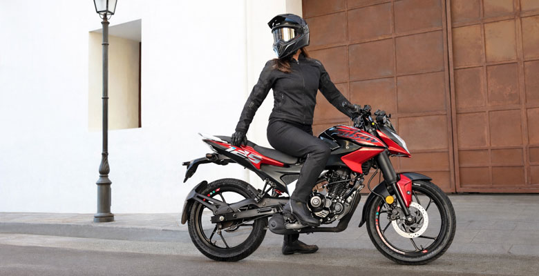 Mujer Motos