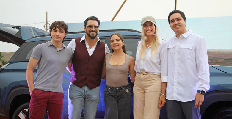 Mitsubishi Destinator