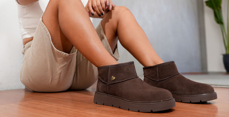Skechers