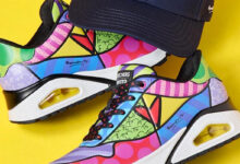 Skechers
