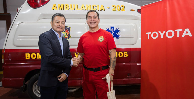 Toyota Bomberos Perú